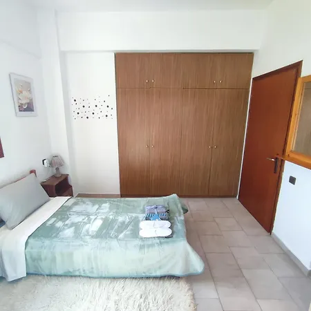 Patritsia Apartment *